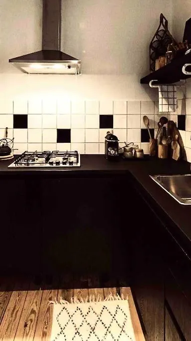 The Antwerp 13 - Stijlvol Gerenoveerd Appartement Antwerpen Apartment